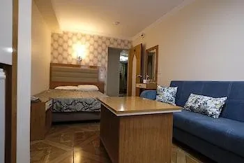 Hotelozbek Hotel 3*