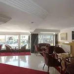 Hotel Hotelozbek 3*