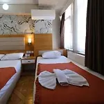Hotelozbek Hotel 3*