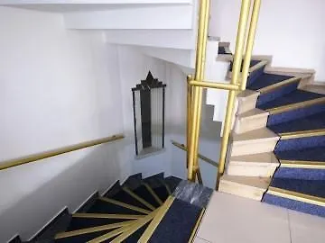 Hotelozbek ホテル