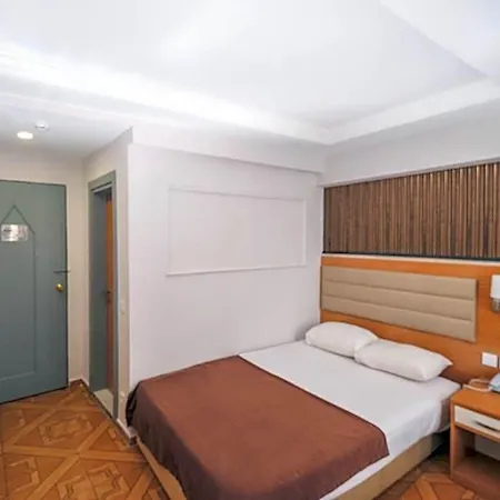 Hotelozbek Hotel 3*