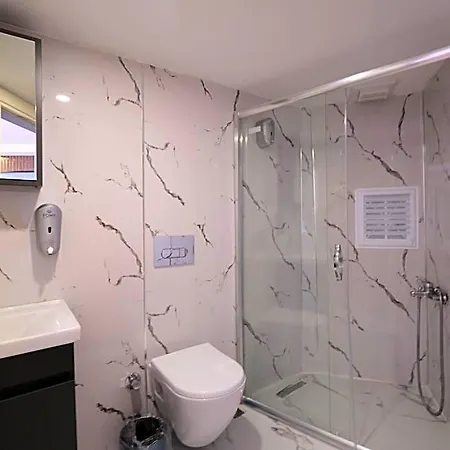 Hotelozbek Hotel 3*