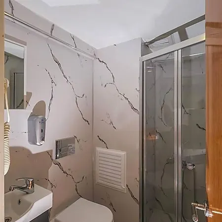 Hotelozbek Hotel