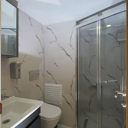 Hotelozbek Hotel 3*