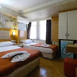 Hotelozbek 3* Estambul