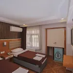 Hotel Hotelozbek 3*